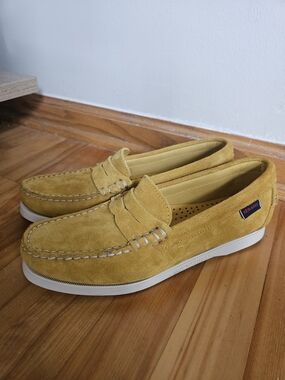 NEW - Sebago Docksides Yellow Suede Penny Loafer Boat Shoes -  Size 8